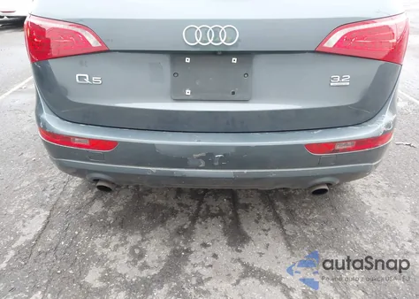 2010 Audi Q5 3.2 Premium из США, поврежденный, VIN WA1LKAFP2AA035372